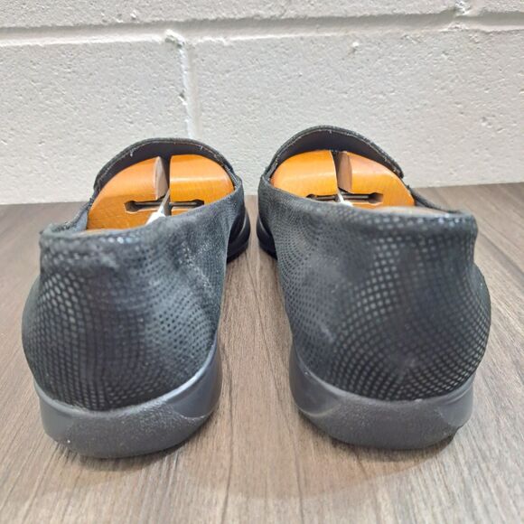 Trotters Casual Loafer. Black Slip On Flats Women's Shoes Size 9.5 Wide - Picture 3 of 7